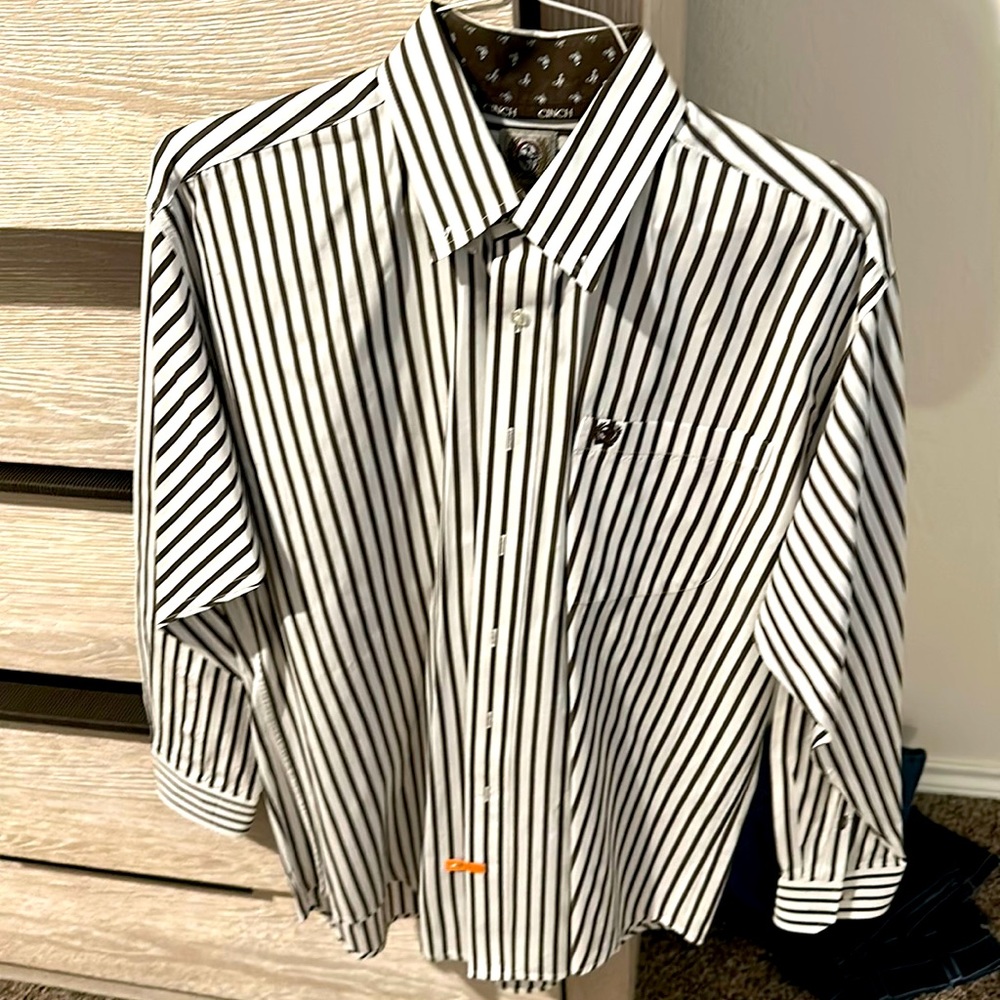 Men’s large Cinch button down shirt